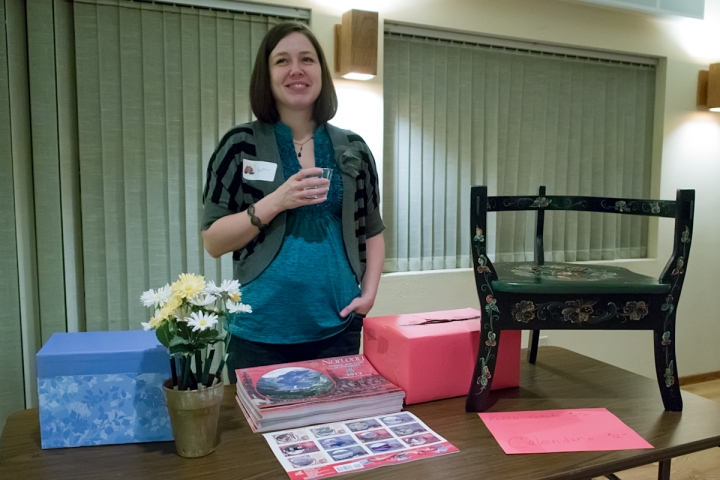 Auction2011-1.jpg - Parcel Post Auction