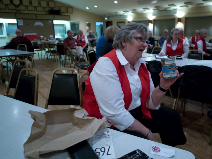 Auction2011-17.jpg - Parcel Post Auction