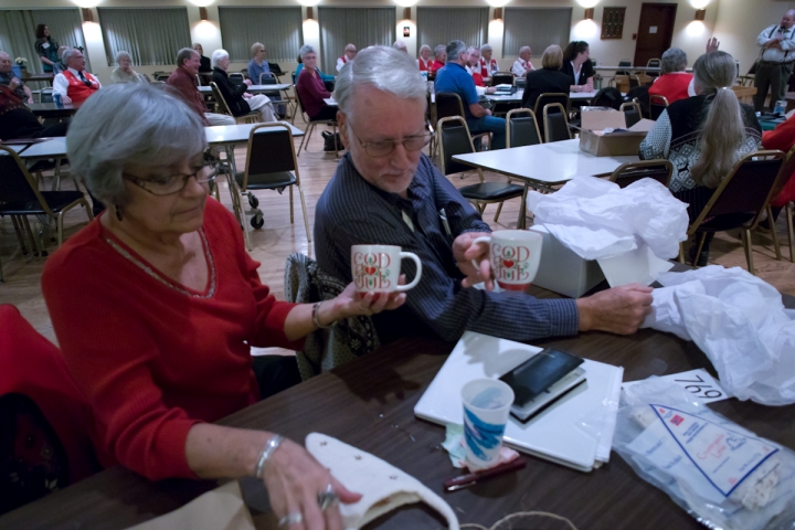 Auction2011-28.jpg - Parcel Post Auction