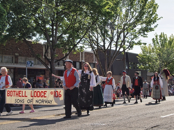 P5175418.jpg - Syttende Mai 2009